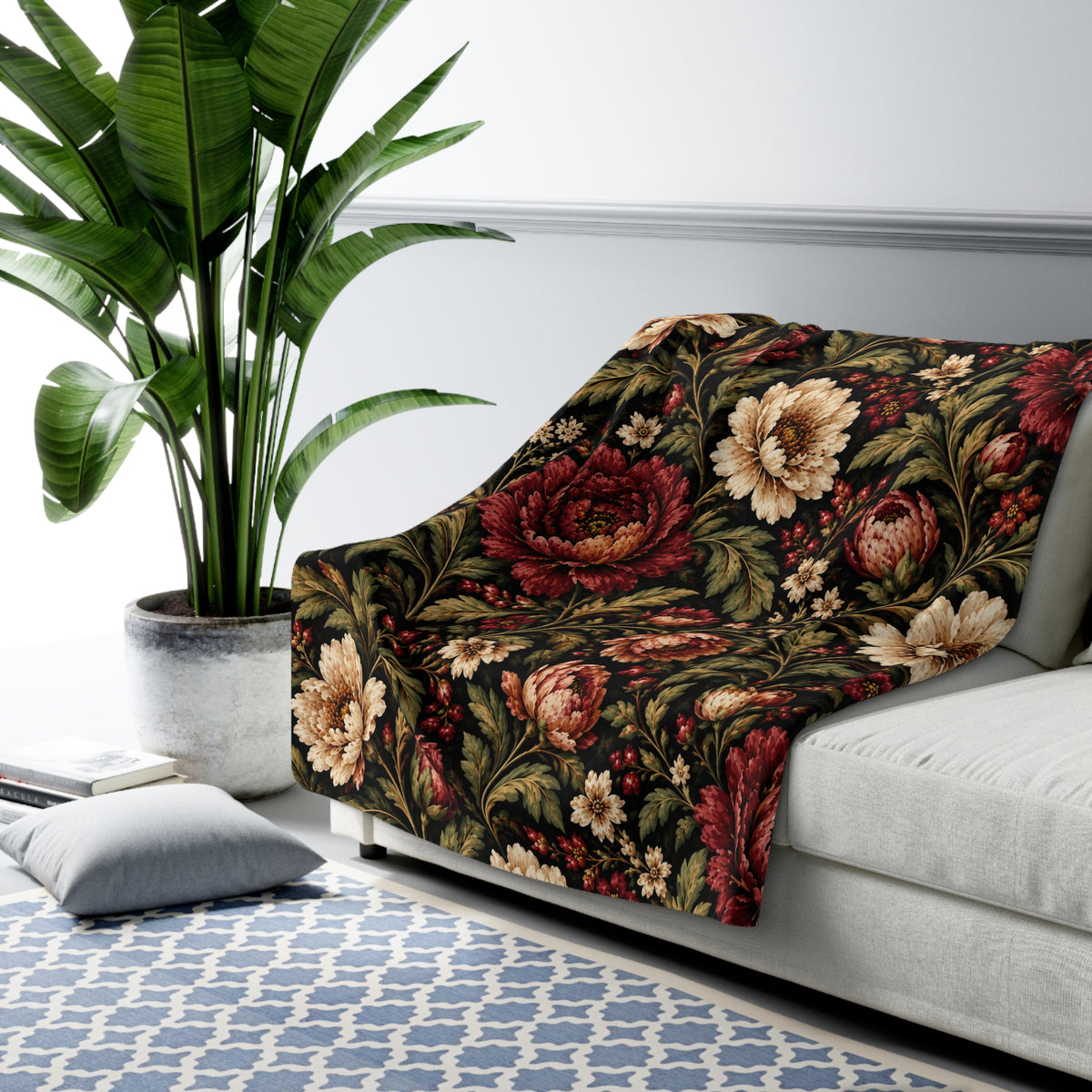 Midnight Garden Sherpa Throw | The Fall Collection